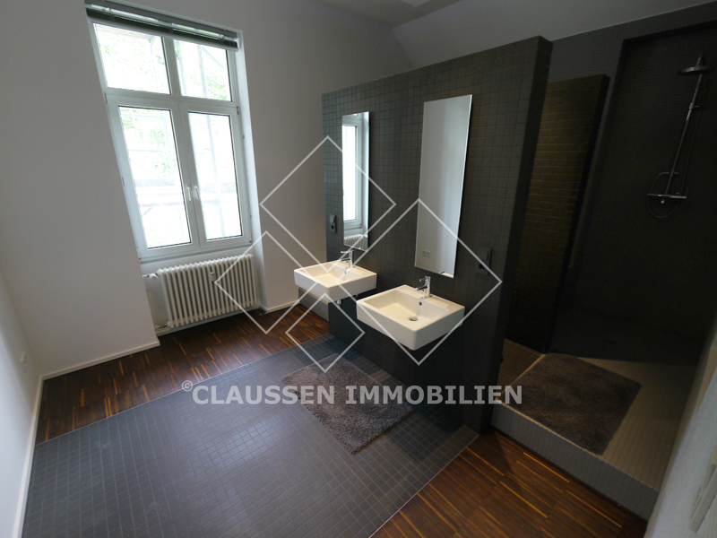 Badezimmer Sanierte Architekten-Altbauetage im Herzen von Wiesbaden
