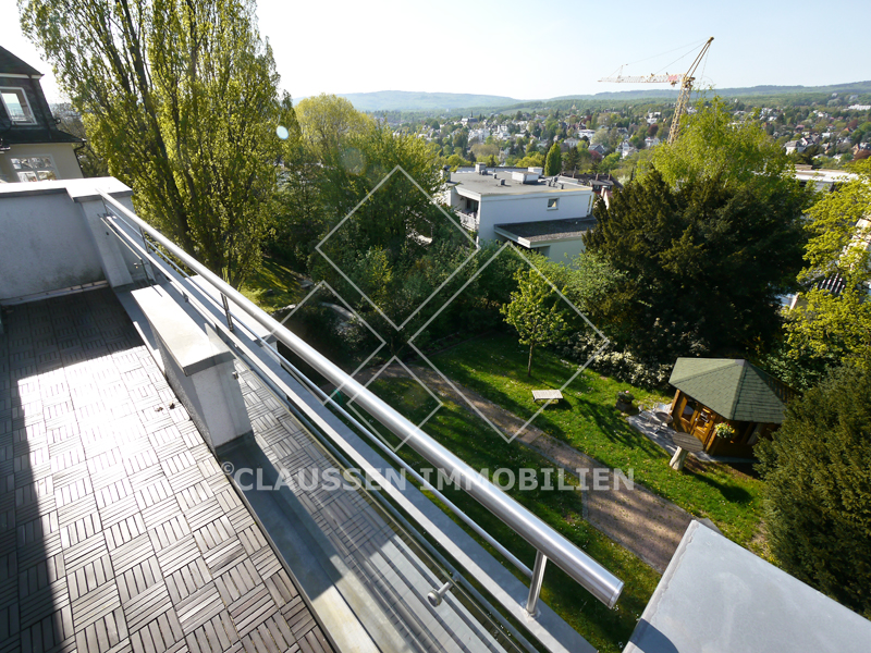 Loggia Exklusive Penthouse-Maisonette-Wohnung in citynaher Lage von Wiesbaden