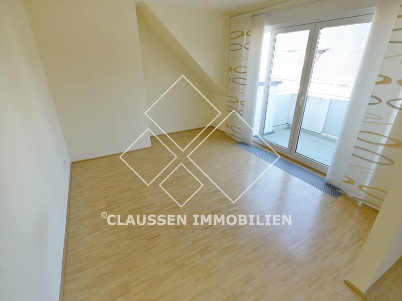 Schlafzimmer Exklusive Penthouse-Maisonette-Wohnung in citynaher Lage von Wiesbaden
