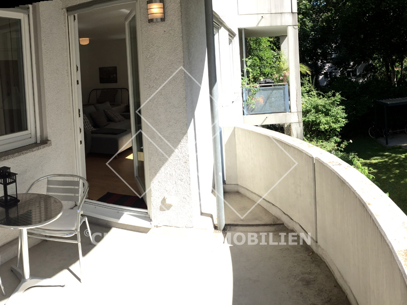Balkon Modern möbliertes Appartement Wiesbaden